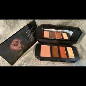Kat Von D eyeshadow quad palette- Rust